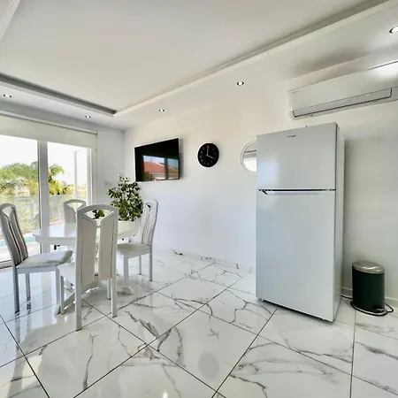 Lumière Retreat 2 Larnaca