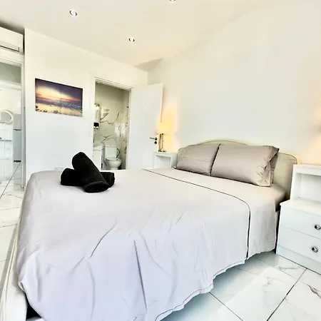 Lumiere Retreat 2 * Lárnaca