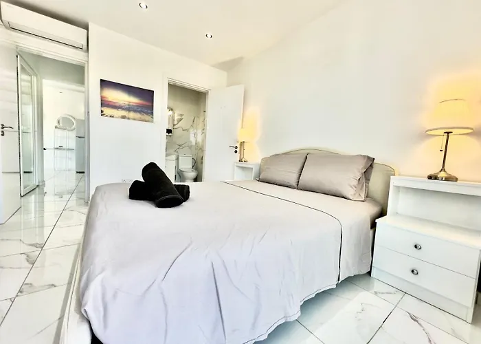 Lumiere Retreat 2 * Larnaca