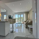 Lumiere Retreat 2 아파트 *