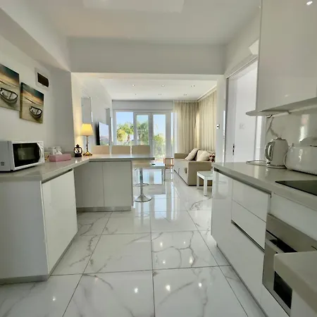 Lumiere Retreat 2 Lägenhet